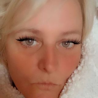 Amanda Jones's avatar