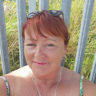 Leni Christoforides's avatar