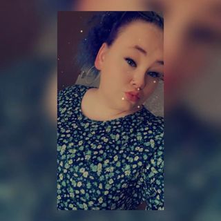 Emily Hunter's avatar