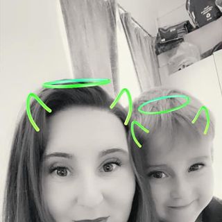 Chloe Thomas's avatar