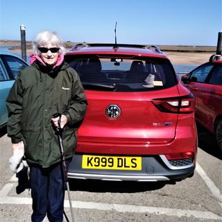 Digby Saunders's avatar