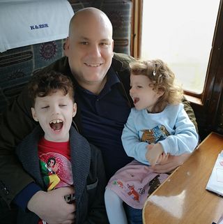 Simon Callow's avatar