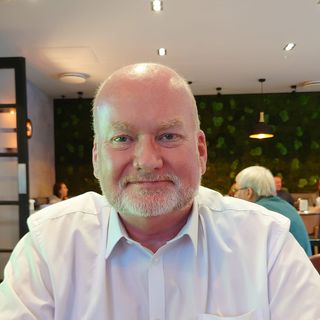 Vik Szendzielarz's avatar