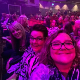 Caroline Burn's avatar