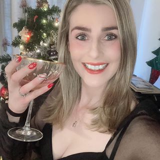 Ellie Lane's avatar