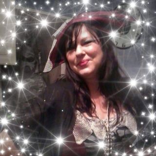 Christine Chrissy Ross's avatar