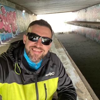 Colin Hughes's avatar