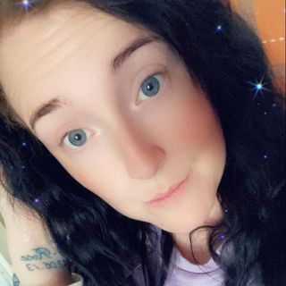 Katty Elizabeth's avatar