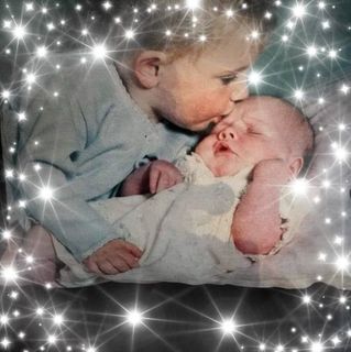 Nora Carfray Lawrie's avatar