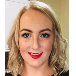 Joanne Clark's avatar