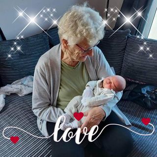 Jayne Thomas's avatar