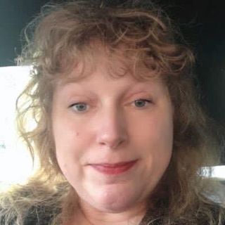 Liz Gardner's avatar