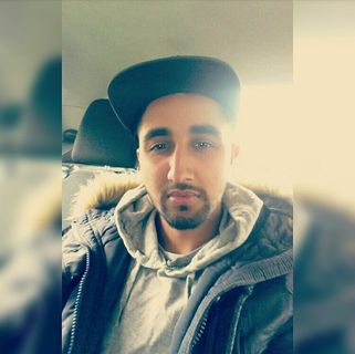 Zeshan Khalid's avatar