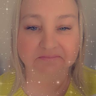 Denise Dobson's avatar