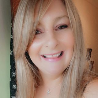 Kathryn Jones's avatar