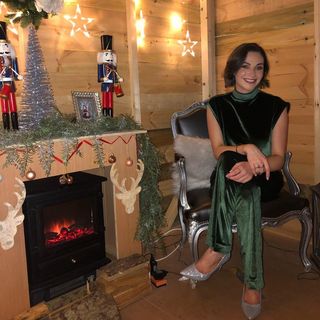 Nicola Sharp's avatar