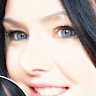 Nicola Suzanne's avatar