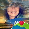 Julie Helson's avatar