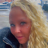 Bia Gomes's avatar