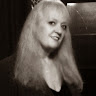 Dione Andrews's avatar