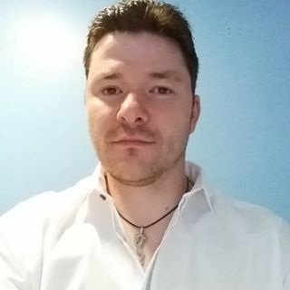 Simon Williams's avatar