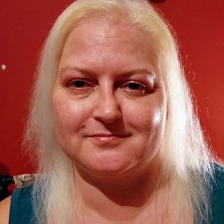 Lisa Roseblade's avatar