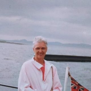 Dianne Mcintosh's avatar