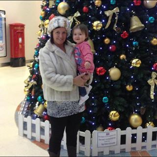 Angela Vernon's avatar