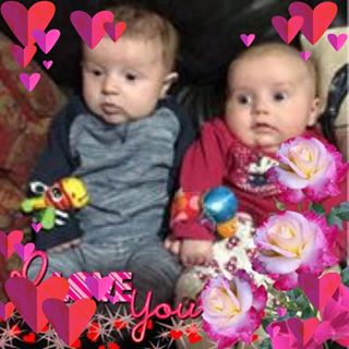 Linda White's avatar