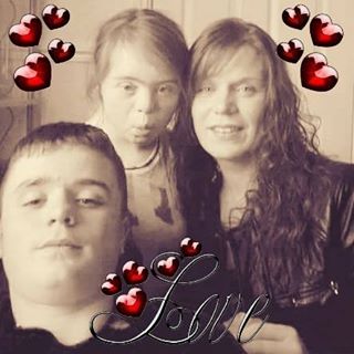 Clare Marie Moore's avatar