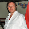 Derek Maddison's avatar