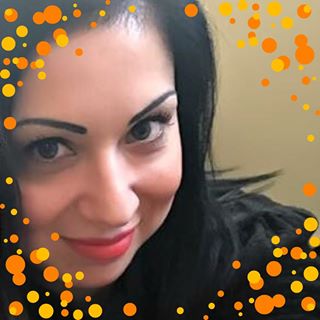 Farzana Khaliq's avatar