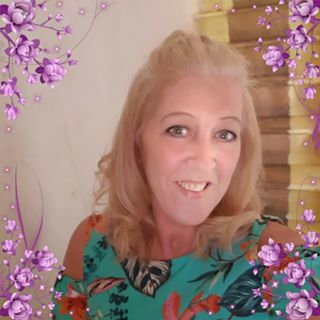 Yvonne Hazel Battersby's avatar