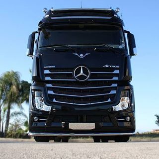 Darren Ford's avatar