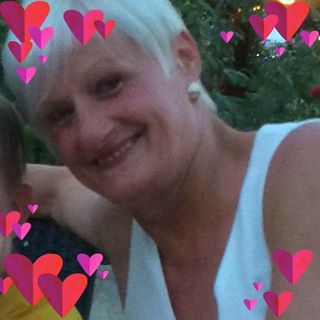 Mandy Worrall's avatar