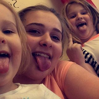 Lindsey Wright's avatar