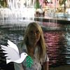 Lizzie Bowes's avatar