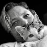Julie Nixon's avatar