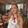 Laura Reynolds's avatar