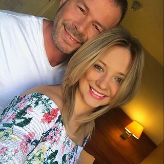 Chloe Jayne Cadger's avatar