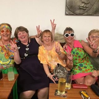 Lesley Burton's avatar