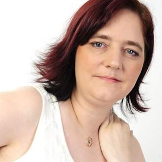 Louise Walls's avatar