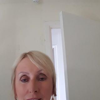 Lynne Devereaux's avatar