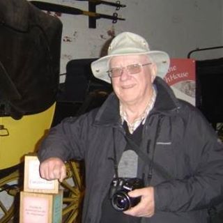 Paul Ogdon's avatar