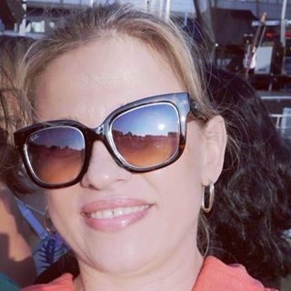 Oana Aitchison's avatar