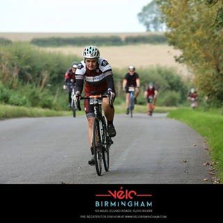 Julie Parry's avatar