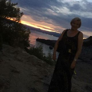 Jean Redley's avatar