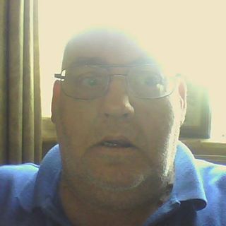 Stuart Holland's avatar