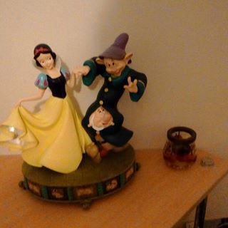 Christine Moffitt's avatar