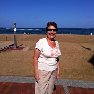 Olive Laing's avatar